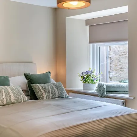 3 Bed In Oc-l32438 *