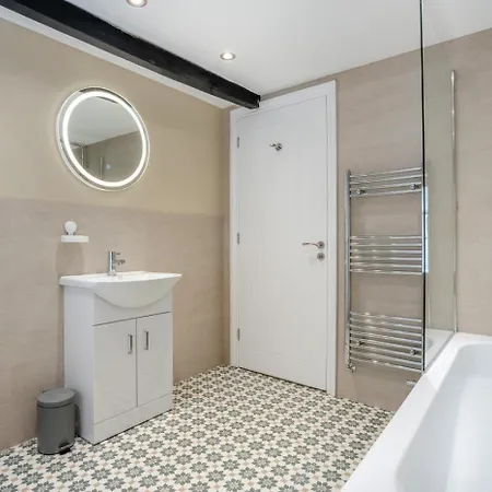 3 Bed In Oc-l32438 別荘